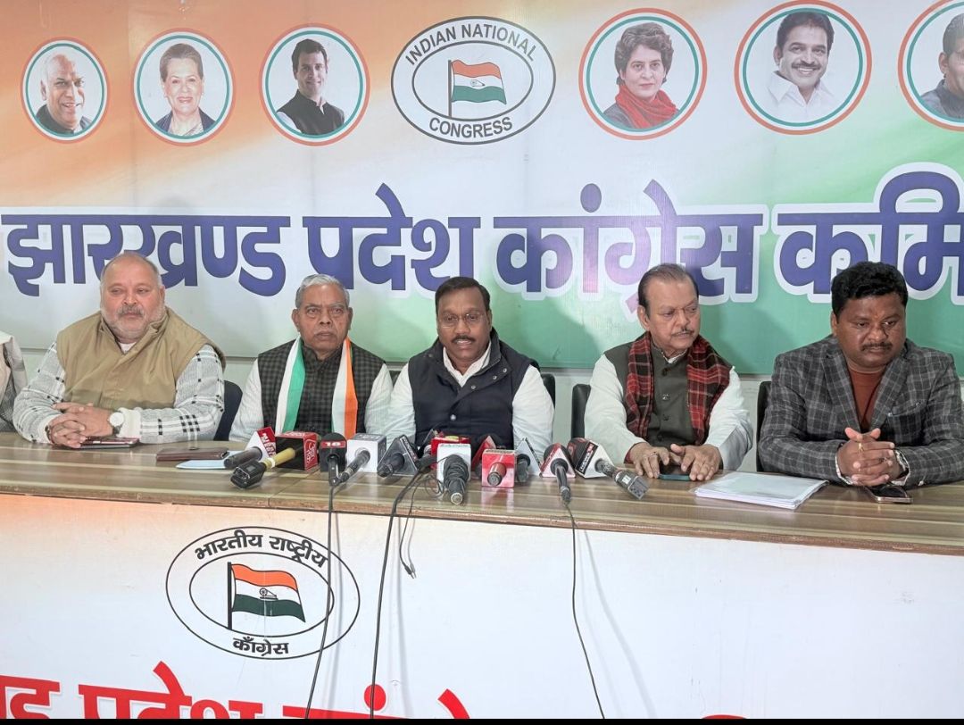 मनरेगा कानून का नाम बदले जाने पर विपक्ष ने केंद्र पर फोड़ा ठीकरा 