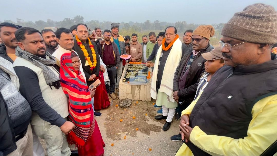 पलामू में ₹6.83 करोड़ की लागत से 10.06 किमी पथ सुदृढ़ीकरण योजनाओं का वित्त मंत्री ने किया उद्घाटन