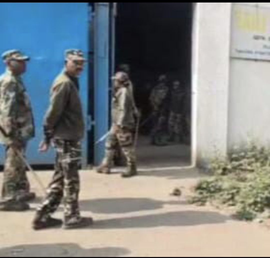 नशे का कफ सिरफ सप्लायर पर रांची पुलिस की छापेमारी 