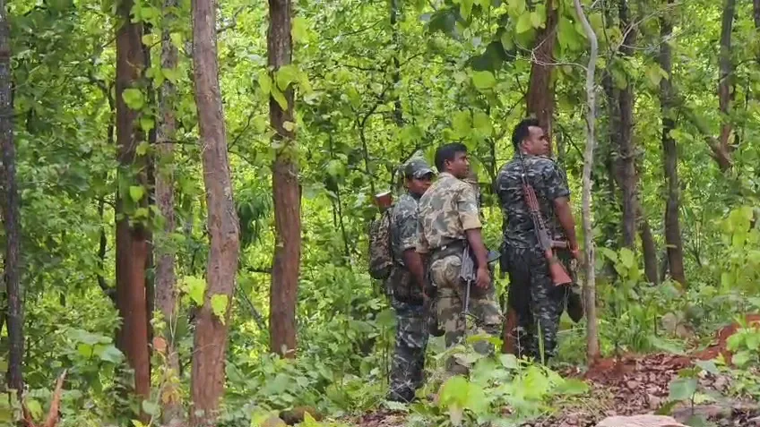 सारंडा में 17 माओवादियों की मौत पर नक्सलियों में समाया डर, क्षेत्र के लोगों में दहशत