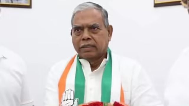 ओबीसी एडवाइजरी काउंसिल की बैठक: झारखंड कांग्रेस अध्यक्ष केशव महतो कमलेश दिल्ली रवाना, राहुल गांधी करेंगे संबोधित