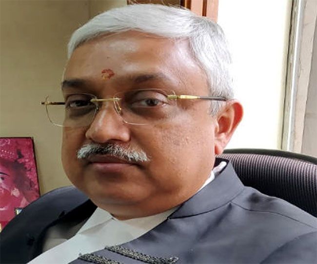 BREAKING NEWS : झारखंड सरकार के Advocate General राजीव रंजन ने दिया इस्तीफा!