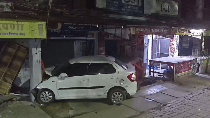 सड़क हादसे में एक युवती की मौत