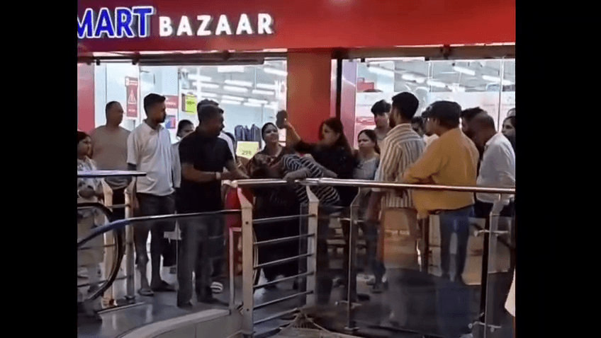 सैंडिल से युवक की पिटाई