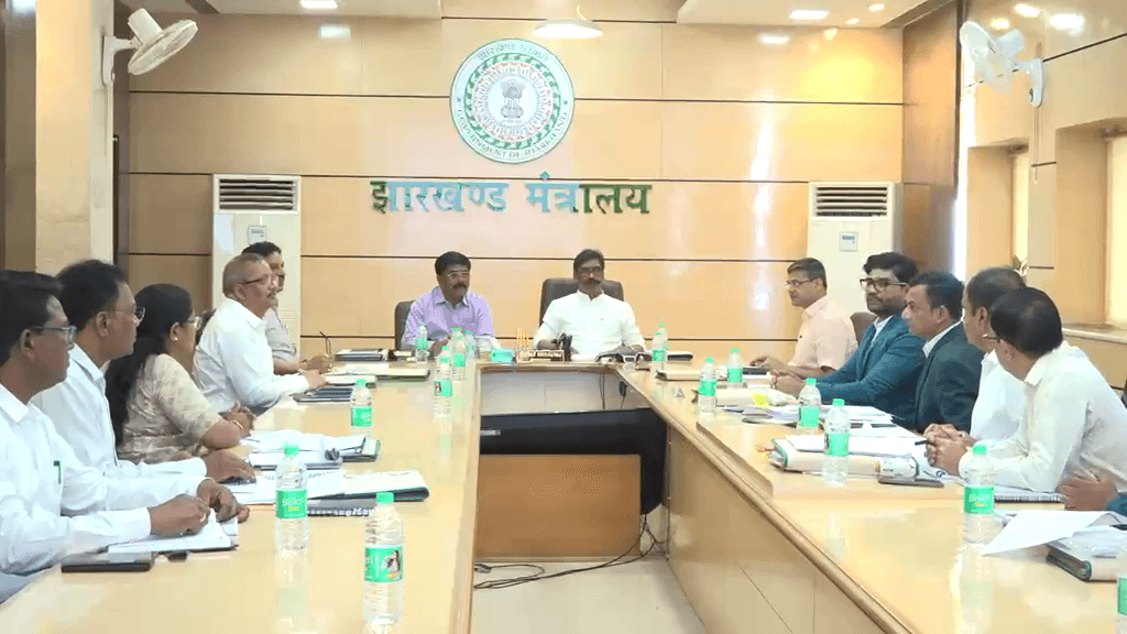 मुख्यमंत्री ने की पेयजल एवं स्वच्छता विभाग की समीक्षा