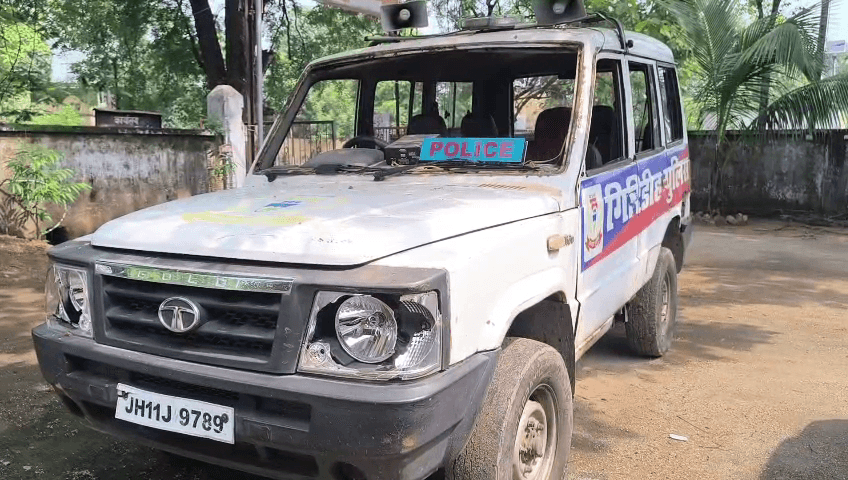 पुलिस पर हमला कर गिरफ्तार अपराधी को छुड़ा ले गए ग्रामीण