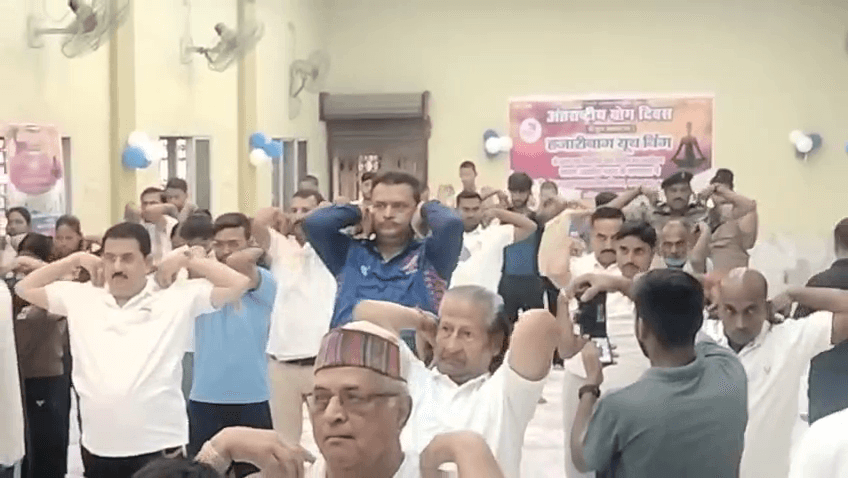 हजारीबाग यूथ विंग के द्वारा योग शिविर का आयोजन
