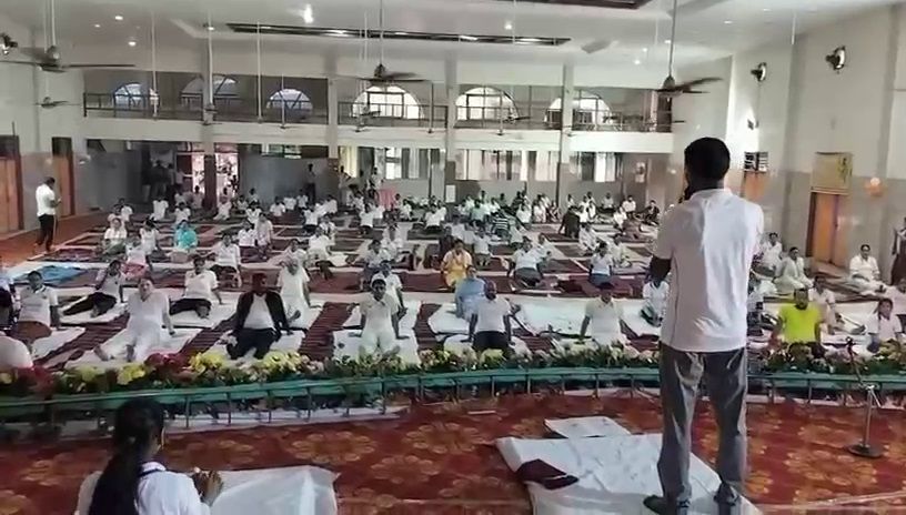 अंतर्राष्ट्रीय योग दिवस पर रामगढ़ में भव्य कार्यक्रम का आयोजन