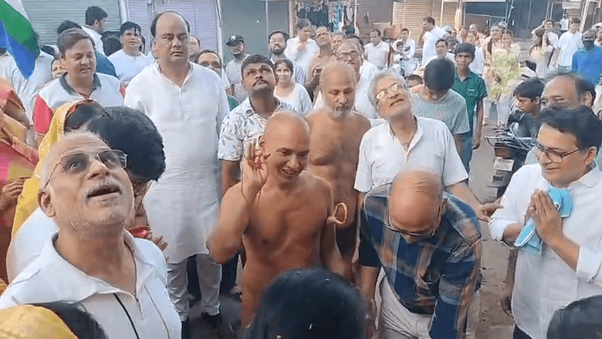 पूज्य मुनि 108 श्री सुयश सागर जी महाराज एवं परम पूज्य गुरुवर 108 श्री कौशल्य सागर जी महाराज का हजारीबाग में आगमन
