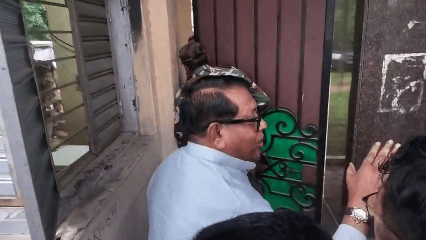 पूर्व वित्त मंत्री रामेश्वर उरांव पहुंचे ईडी कार्यालय