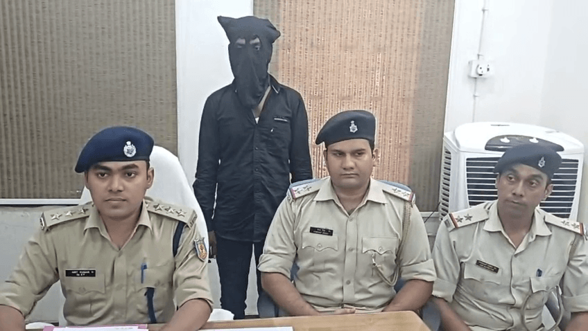 फर्जी क्रेडिट कार्ड के नाम पर ठगी करने वाला साइबर अपराधी गिरफ्तार
