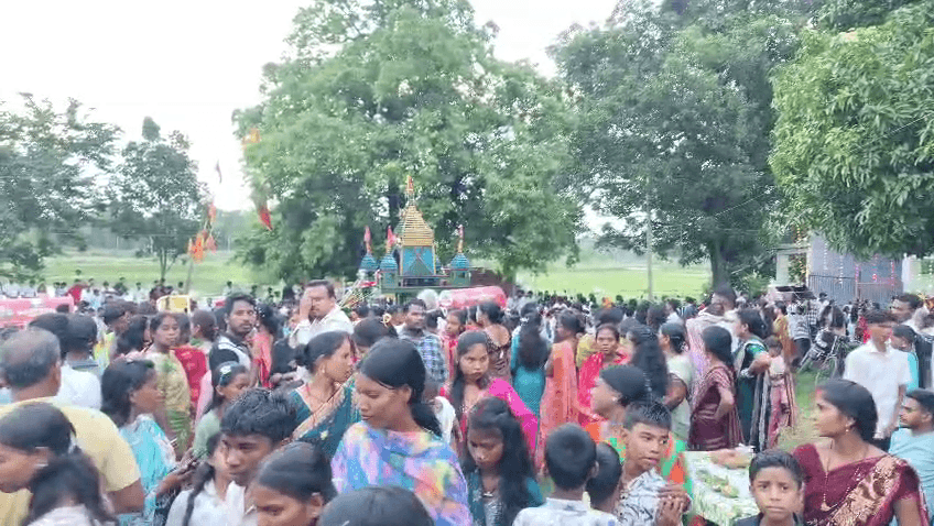 रामगढ़ में पारंपरिक विधि-विधान के साथ रथ यात्रा निकाली गई