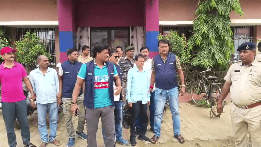 बांका में निगरानी विभाग ने घूस लेते इंजिनियर को किया गिरफ्तार