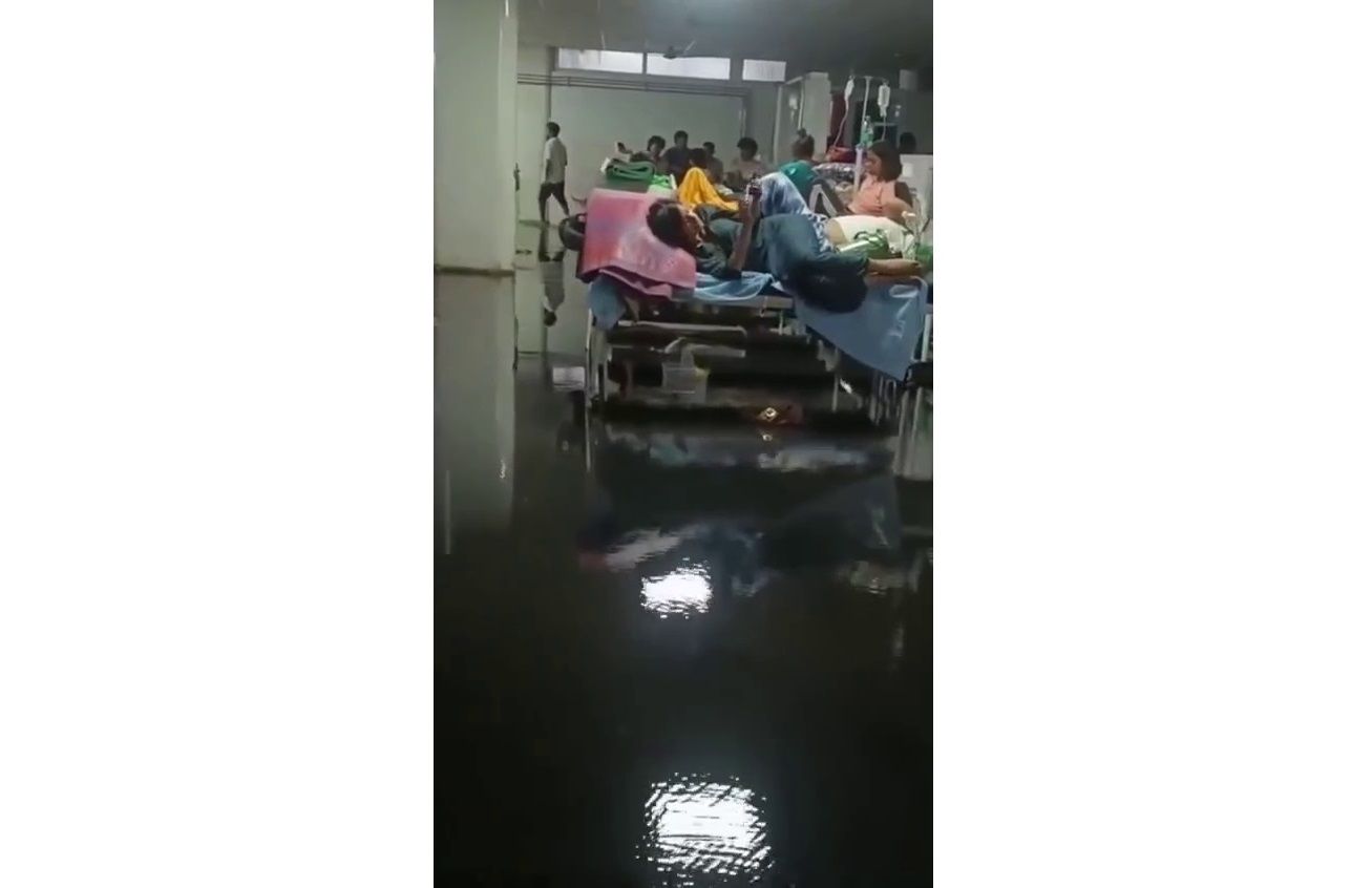 मूसलाधार बारिश में डूबा राजधानी रांची का सबसे बड़ा अस्पताल