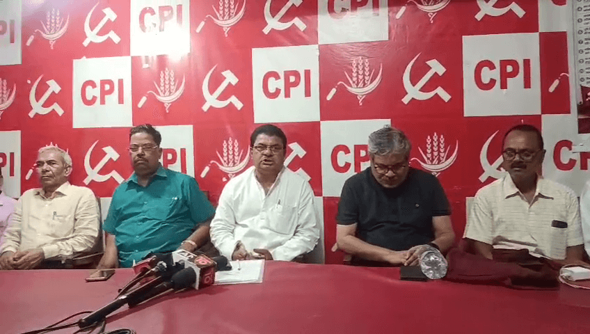 छात्र आंदोलन को राज्य सरकार की सहयोगी पार्टी कर रही समर्थन
