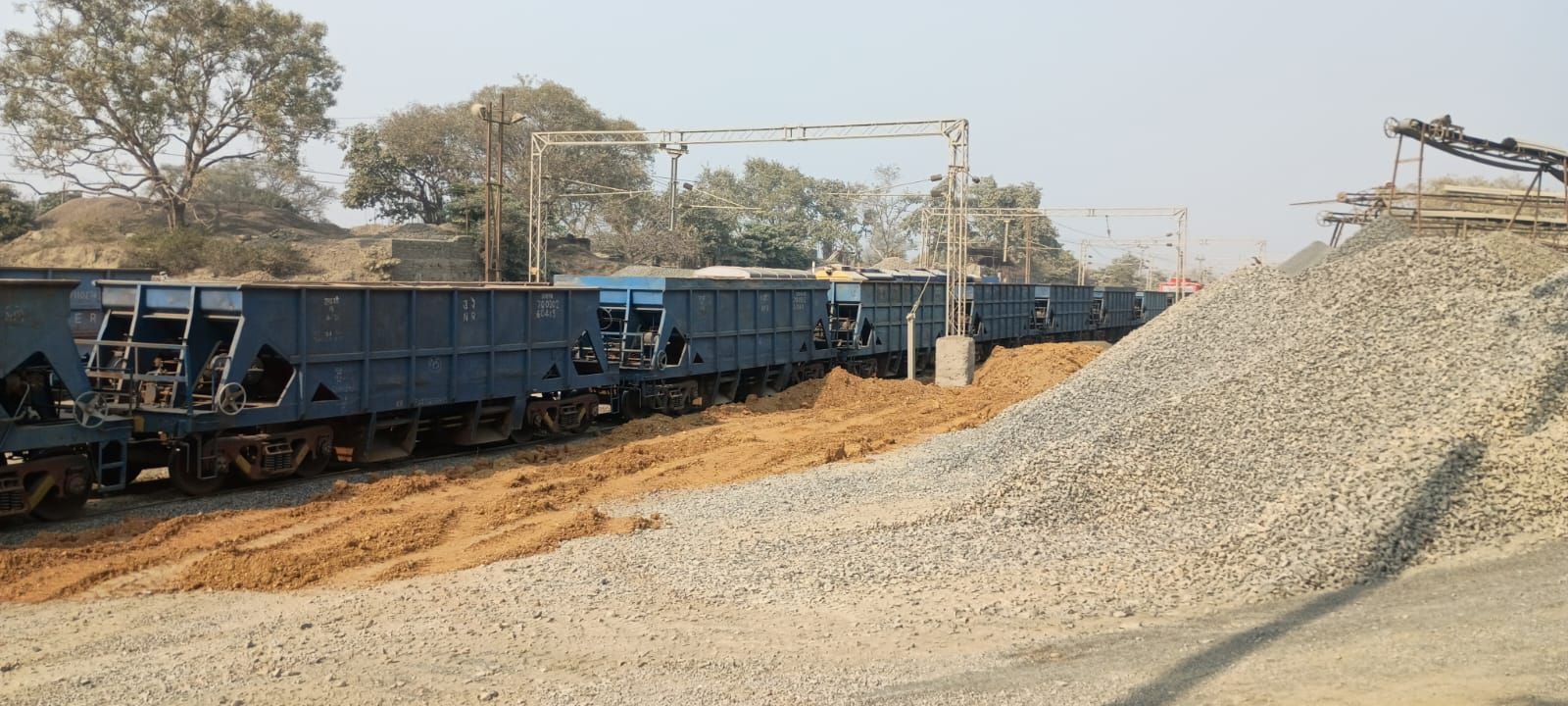 सुविधाएं नहीं तो लोडिंग नहीं