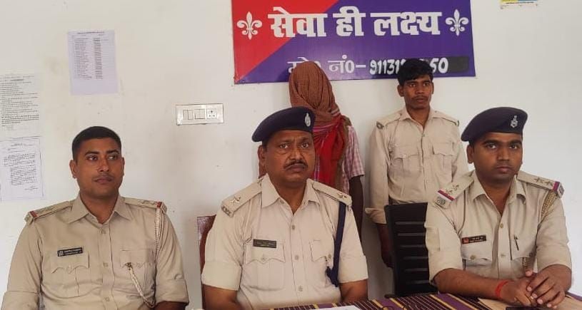 पत्नी की हत्या, पति गिरफ्तार