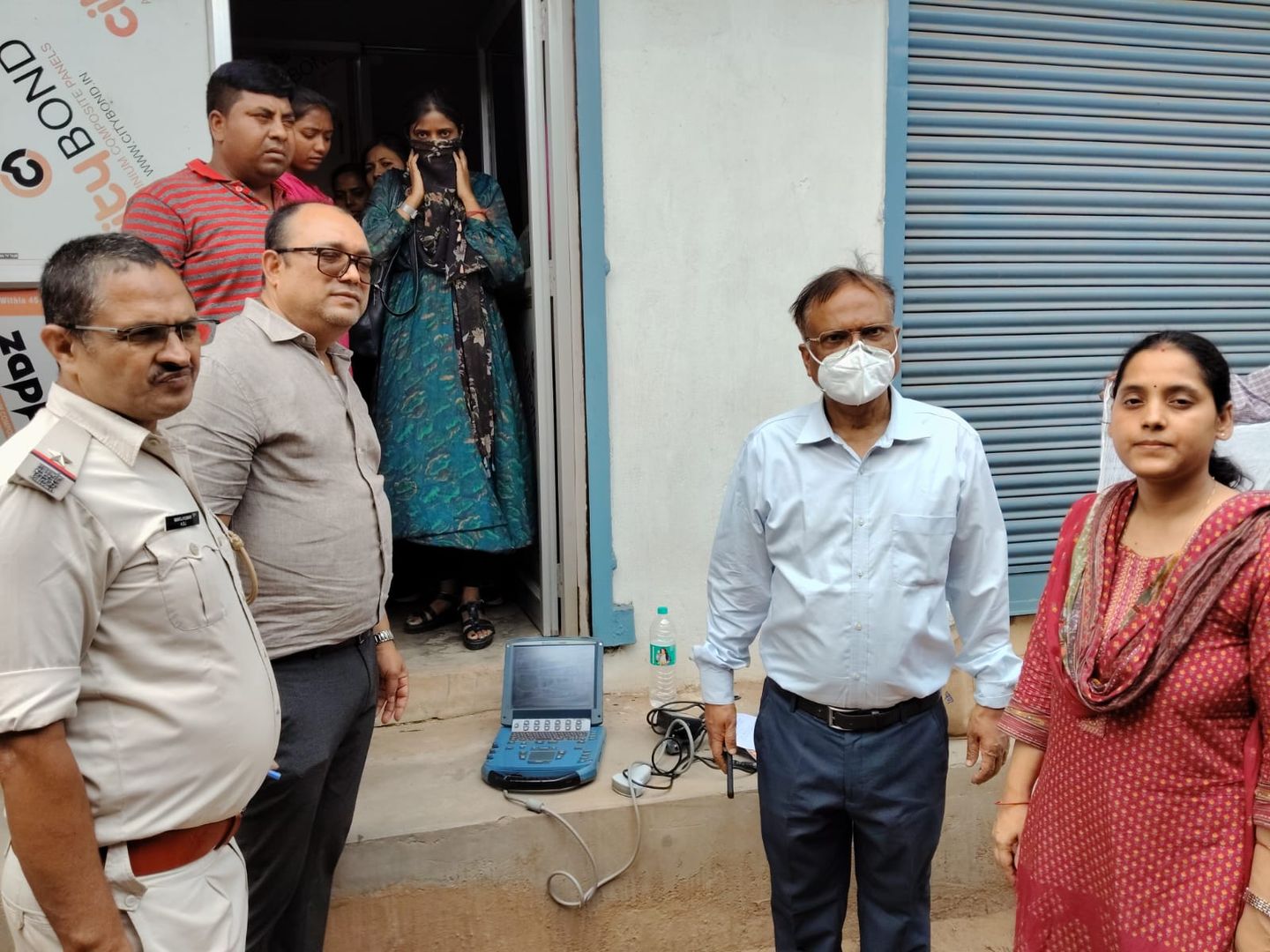 अवैध अल्ट्रासाउंड मशीन का संचालन करते तीन गिरफ्तार